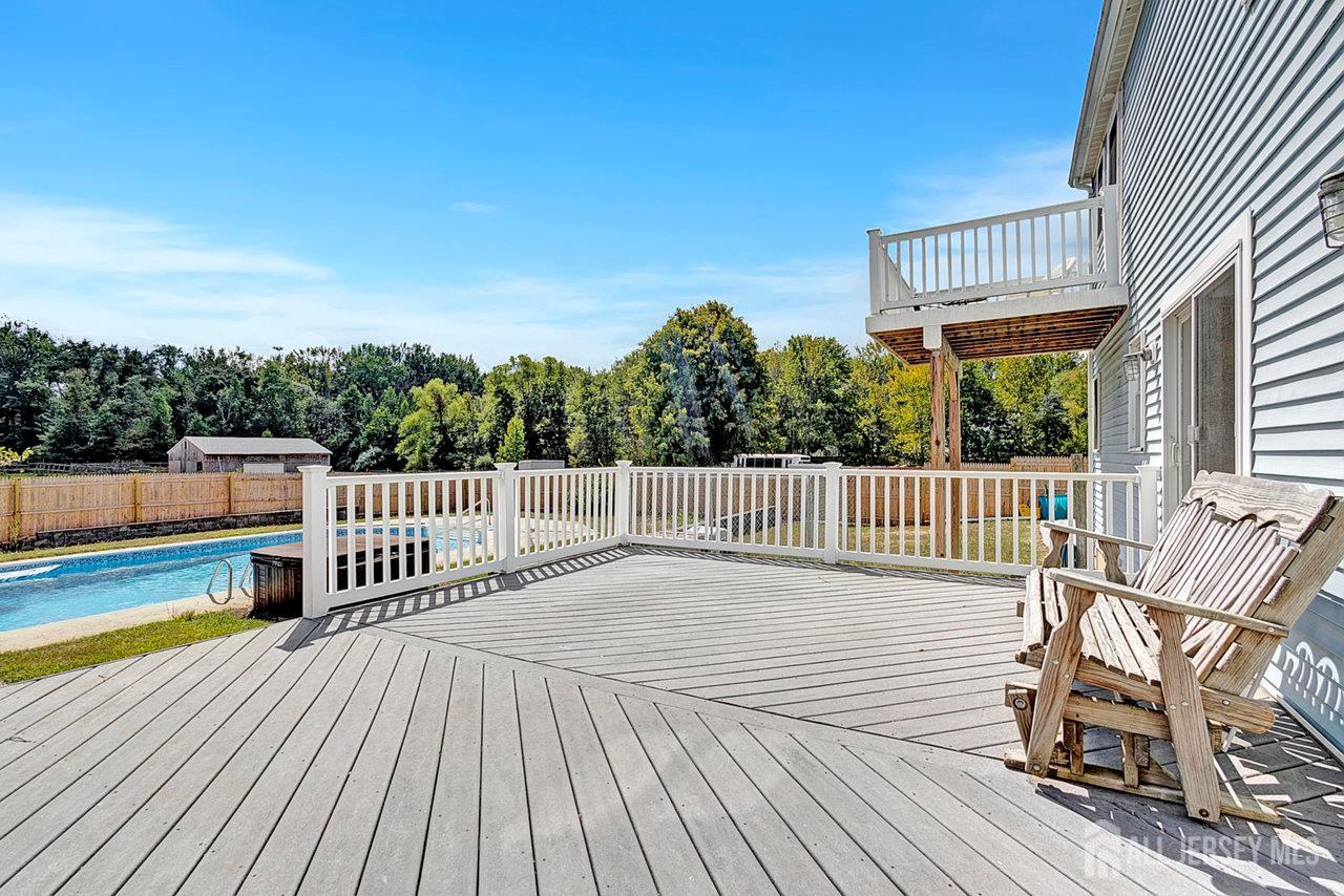 12 Dugans, Millstone, NJ, 08535