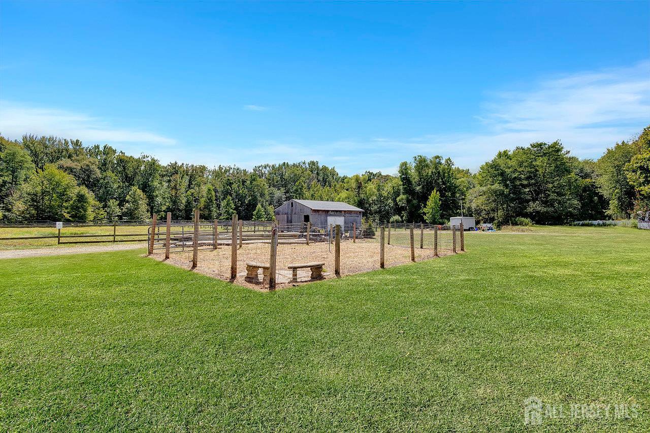 12 Dugans, Millstone, NJ, 08535