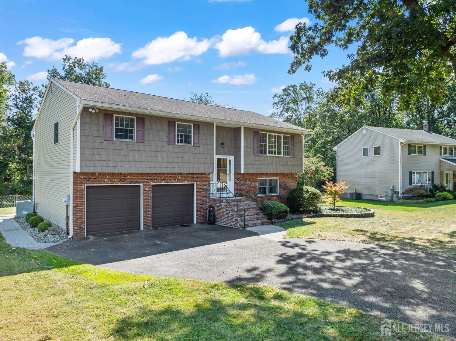 Photo of 9 Downing Drive, East Brunswick NJ
