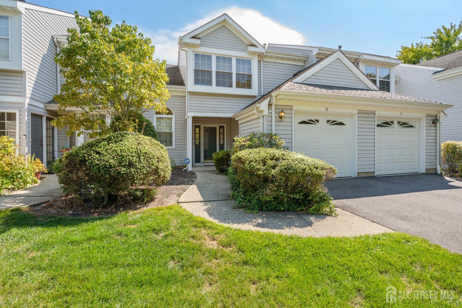 Photo of 10 Vreeland Court, Sayreville NJ