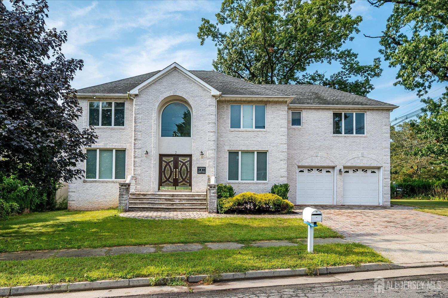 Photo of 2 Universal Avenue, Edison NJ