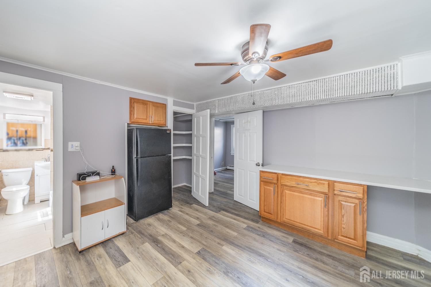 42 Crosby, Edison, NJ, 08817