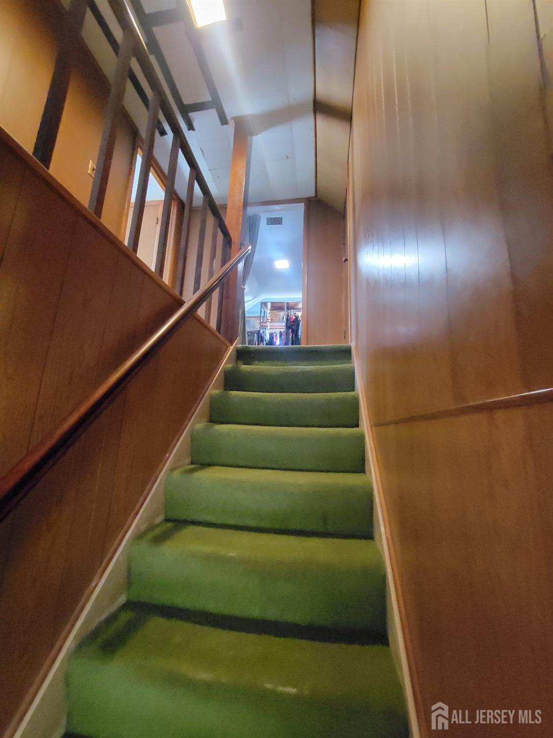 image32