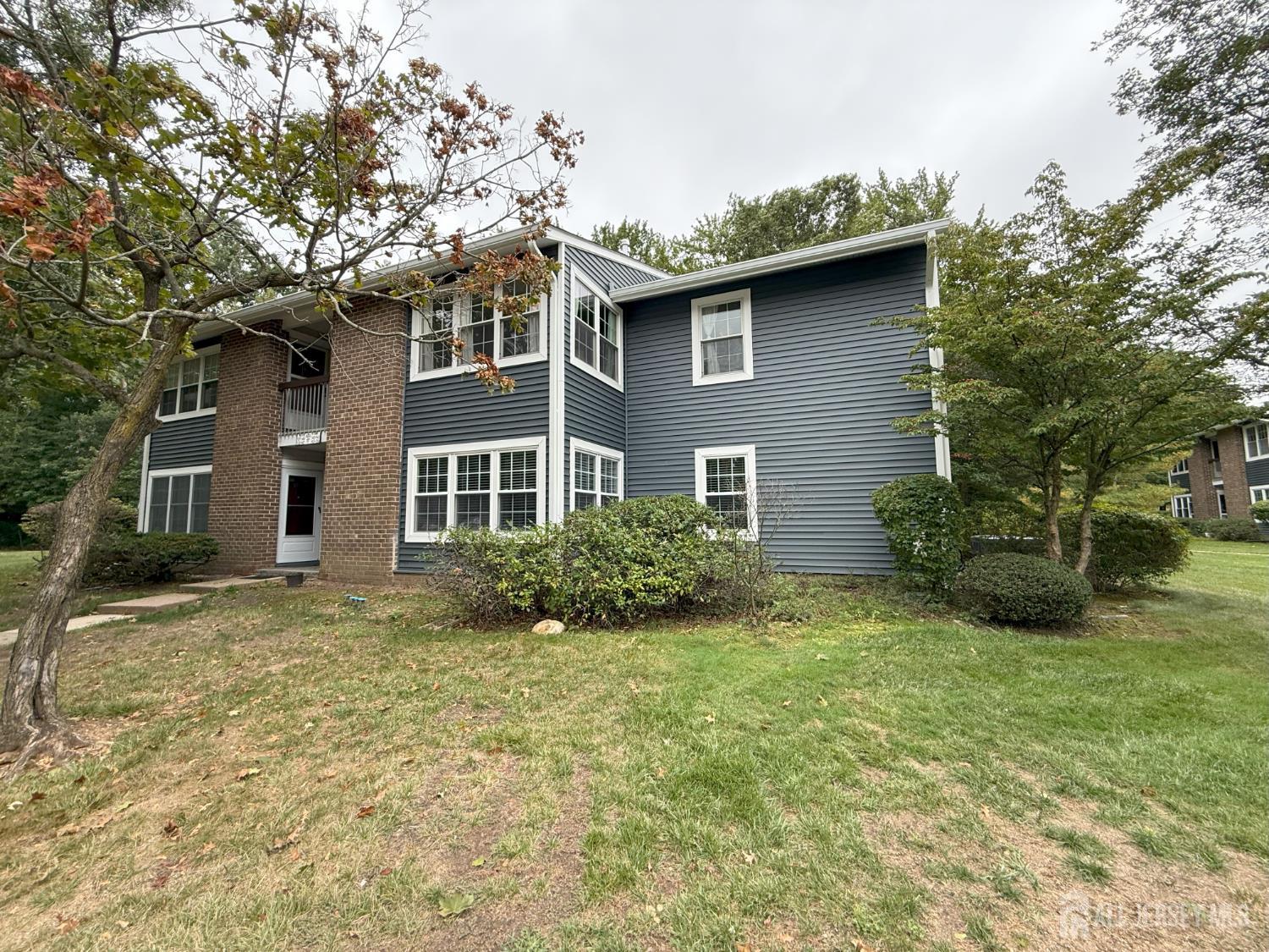 Photo of 149 Pennsylvania Way, North Brunswick NJ