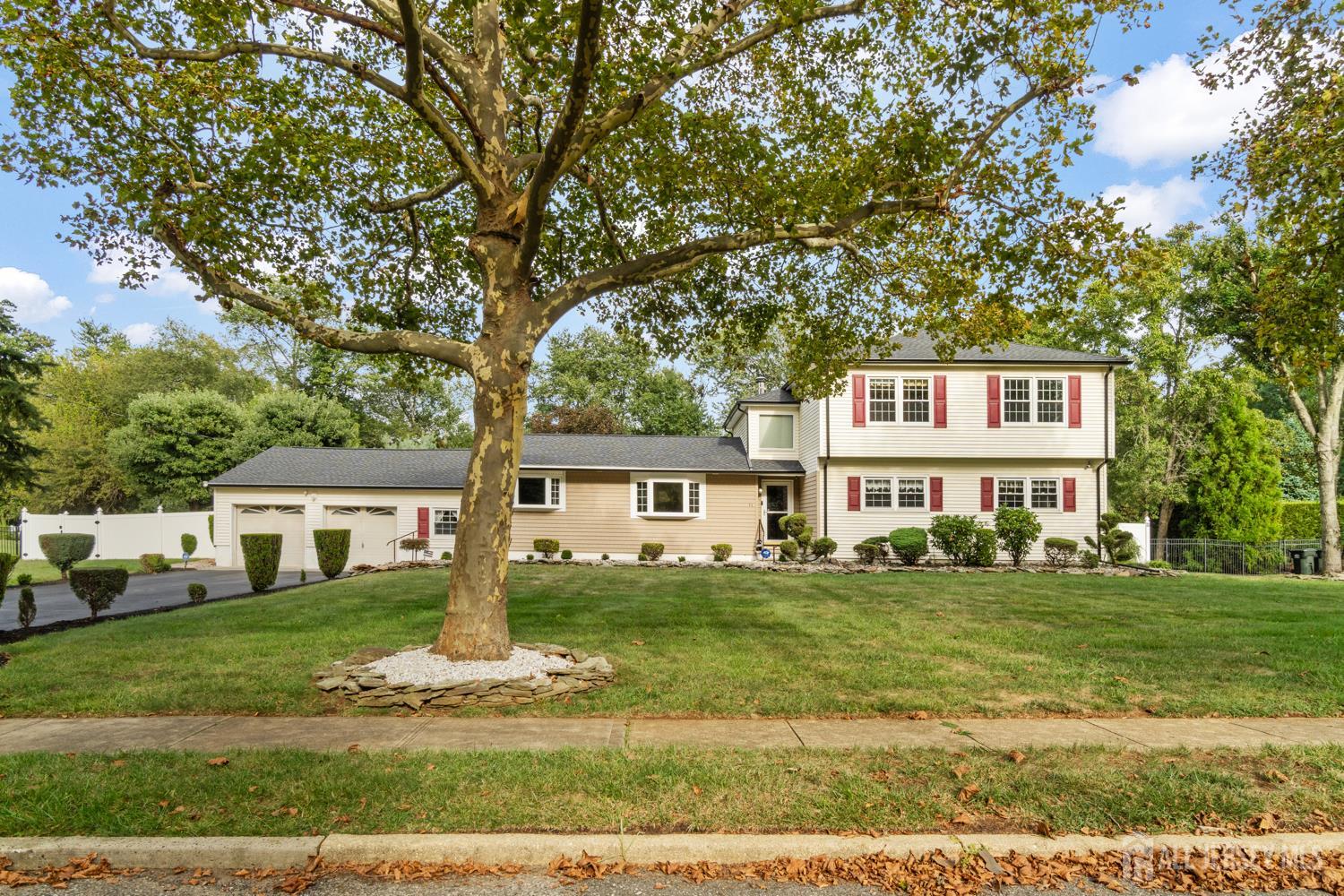 Photo of 84 Overbrook Drive, Freehold NJ