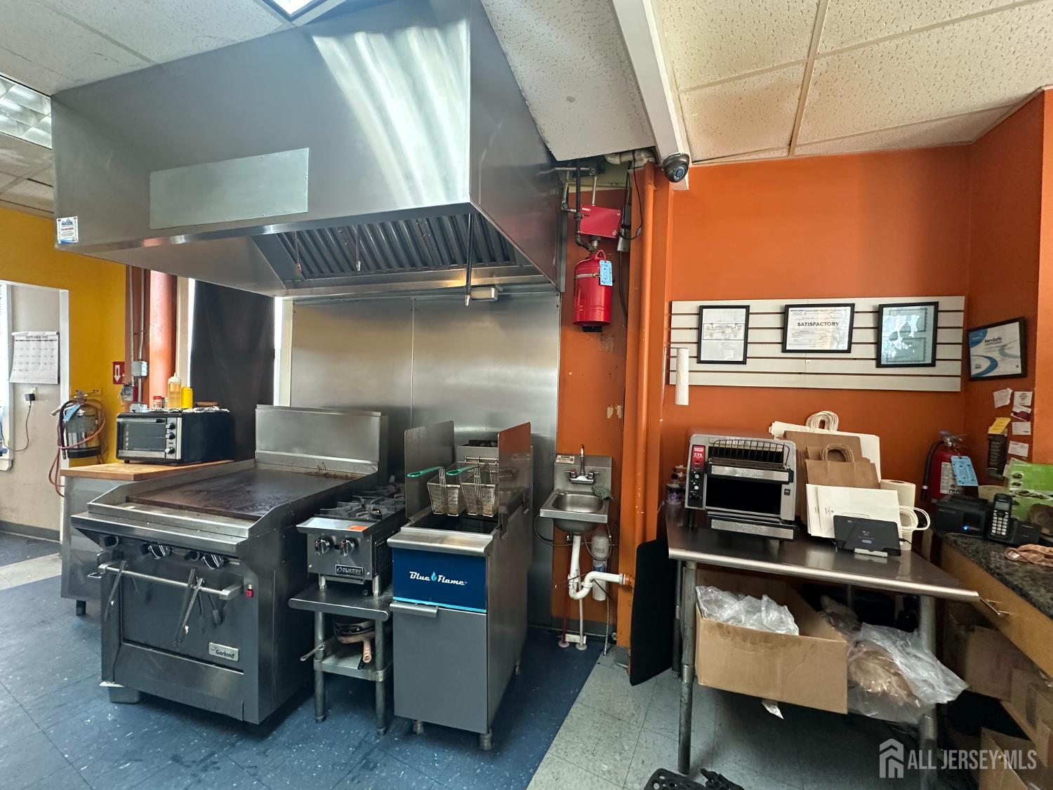 172 Hamilton, New Brunswick, NJ, 08901