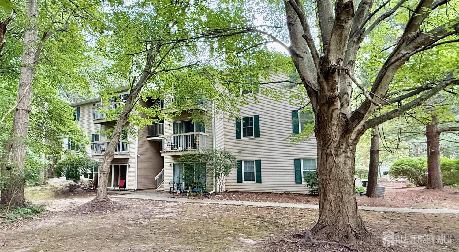 Photo of 364 Mcdowell Drive, East Brunswick NJ