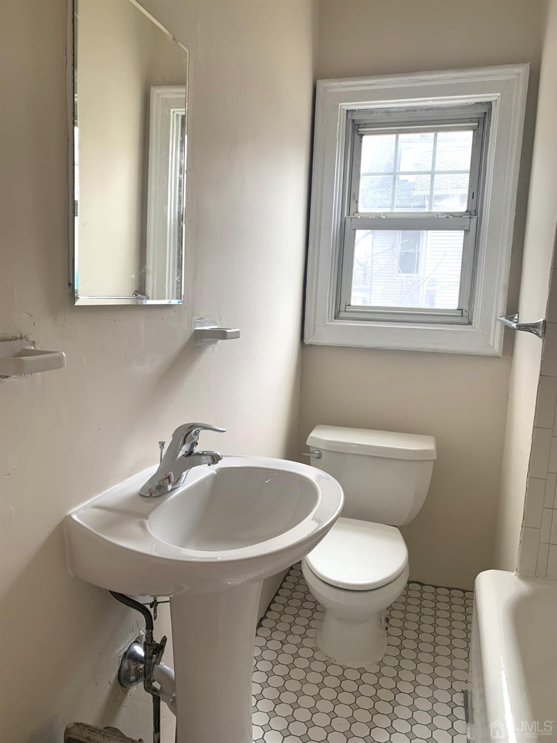 207 Woodbridge Avenue UNIT&nbsp;A, Metuchen, NJ, 08840