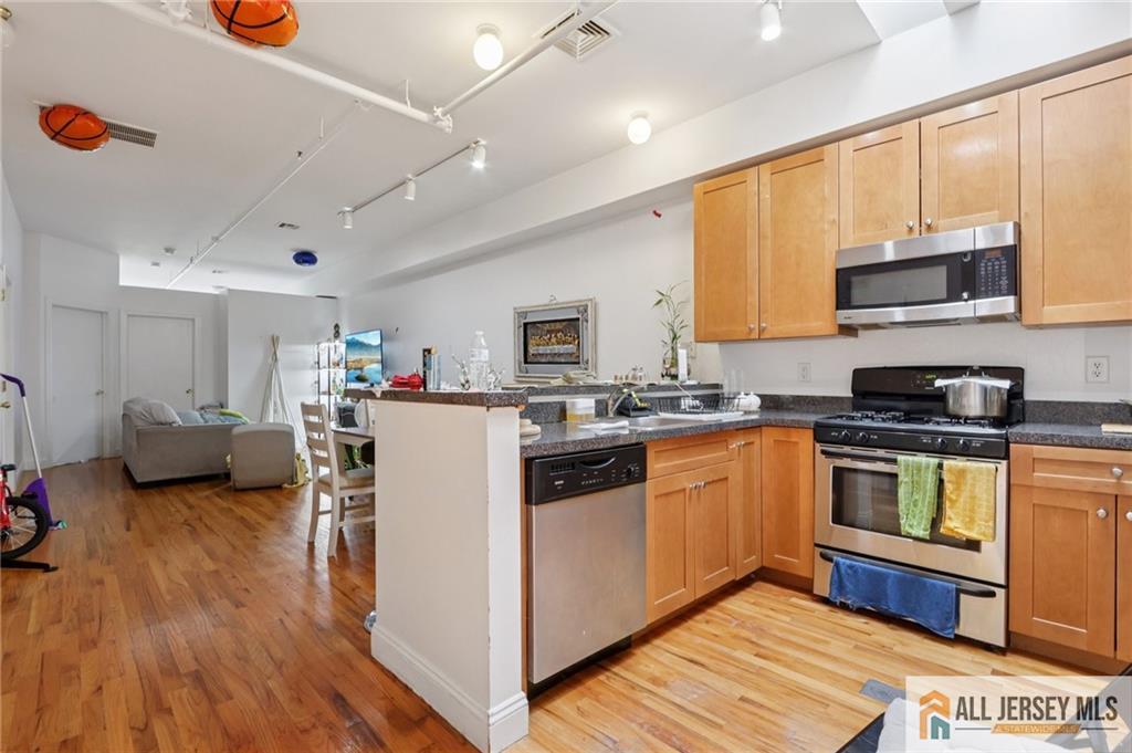 378 George, New Brunswick, NJ, 08901