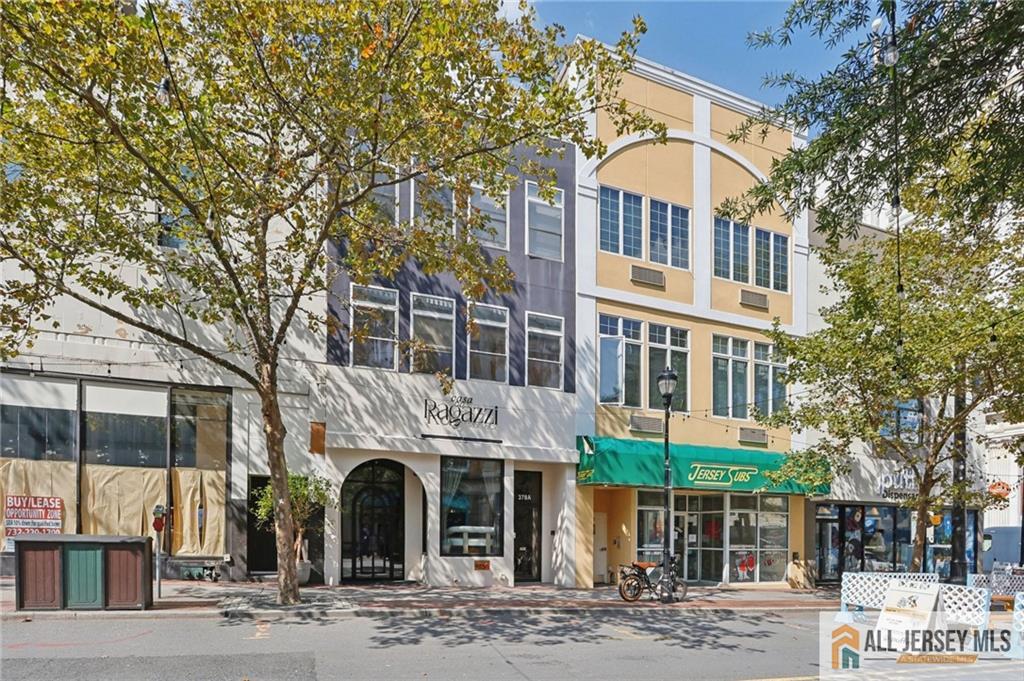 4 Hemlock Drive, Edison, NJ, 08820 4 Hemlock Drive, Edison, NJ, 08820