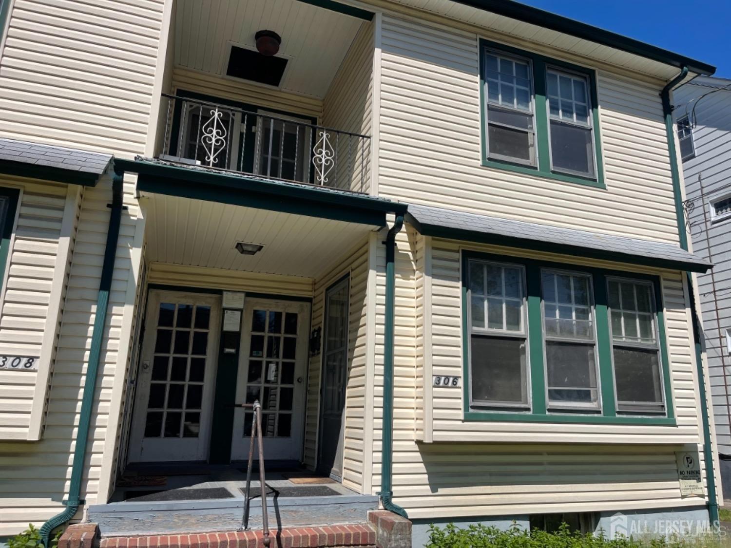 Homes for Sale in Highland Park, NJ