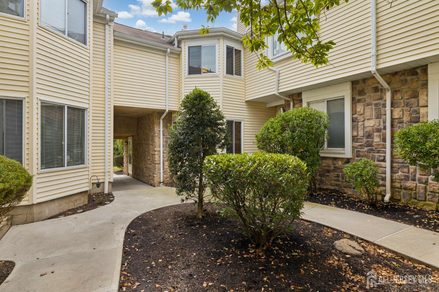 Photo of 1074 Schmidt Lane, North Brunswick NJ