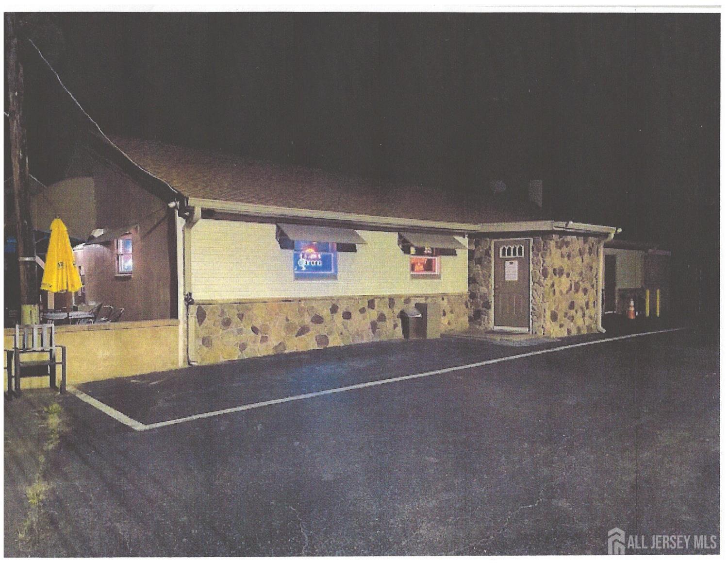 216 4th, Fieldsboro, NJ, 08505