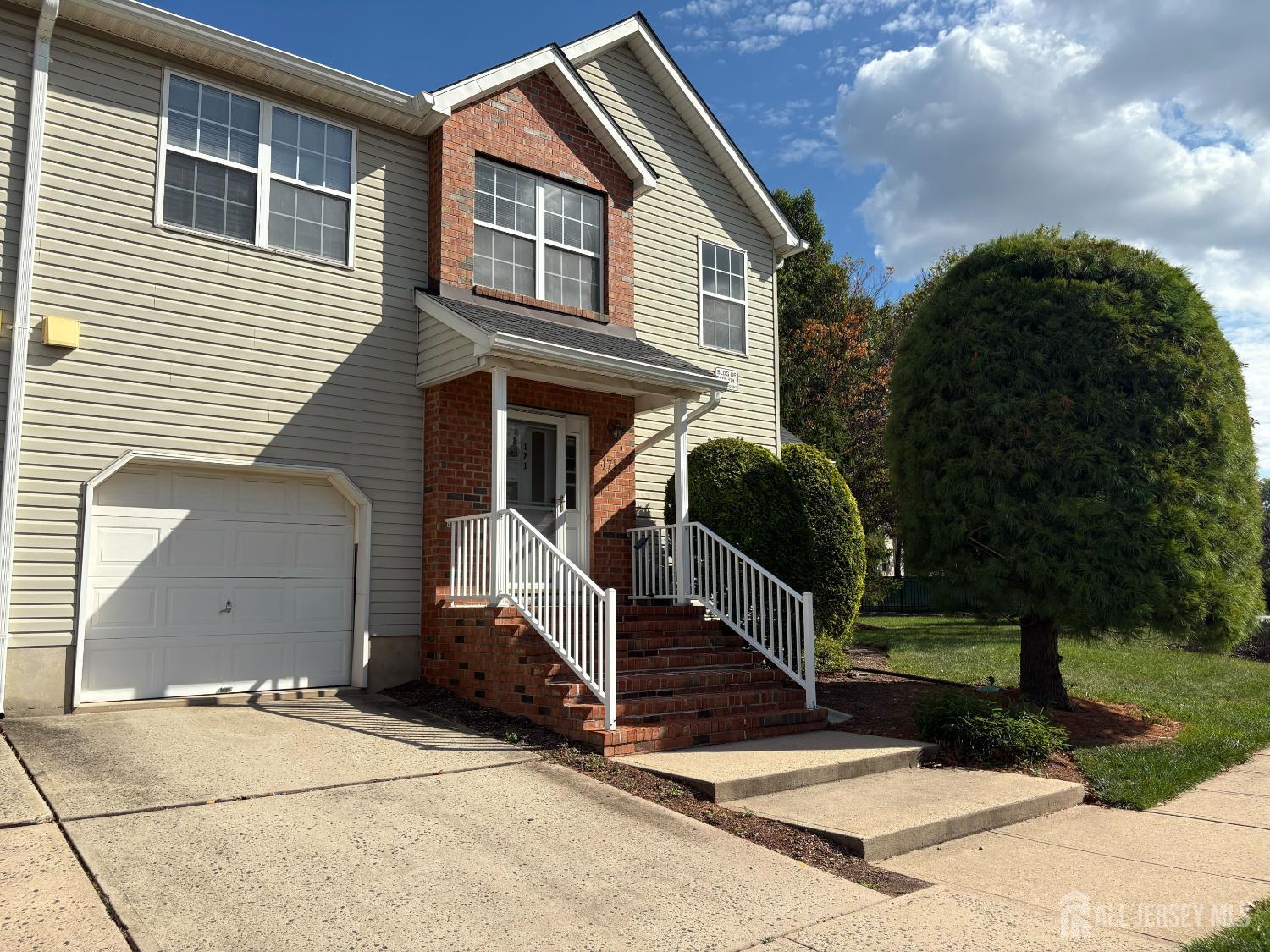 Photo of 171 Lackland Avenue