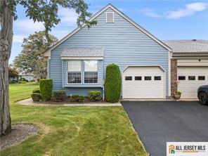 Photo of 16 Alexander Hamilton Court B, Monroe NJ