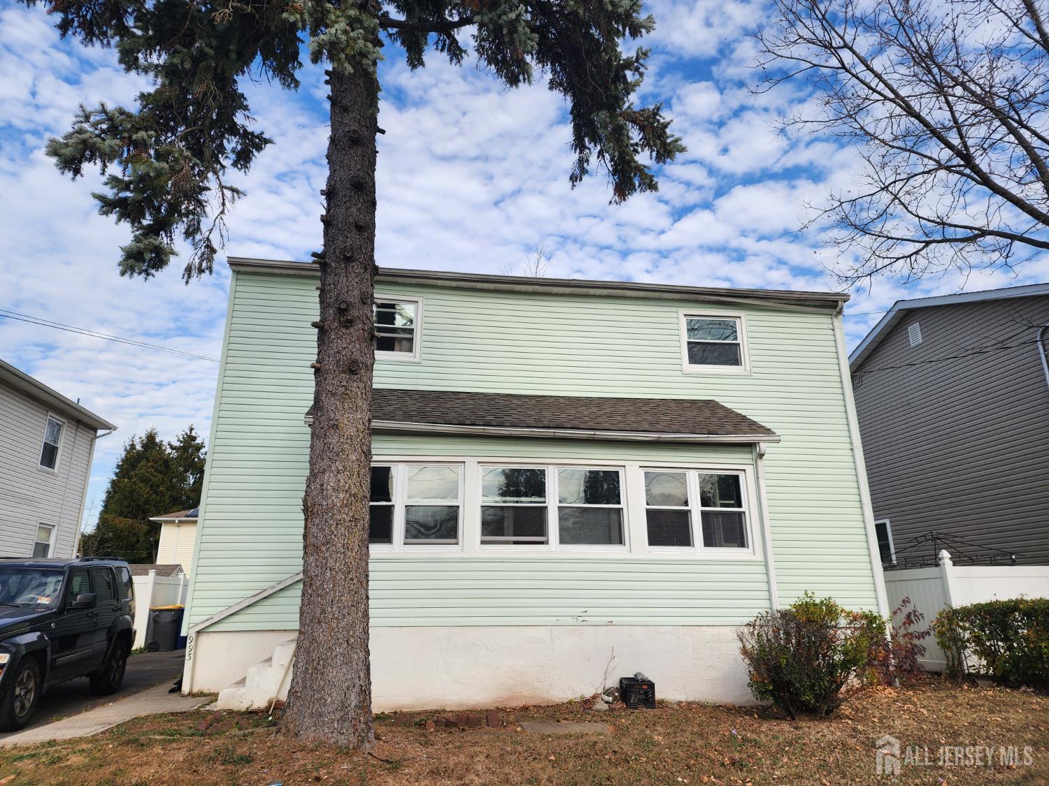 Photo of 993 Hamilton Street, Franklin NJ