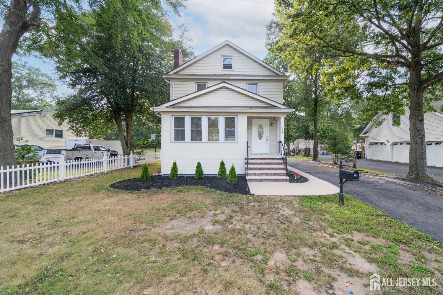 Photo of 901 Palmer Avenue, Holmdel NJ