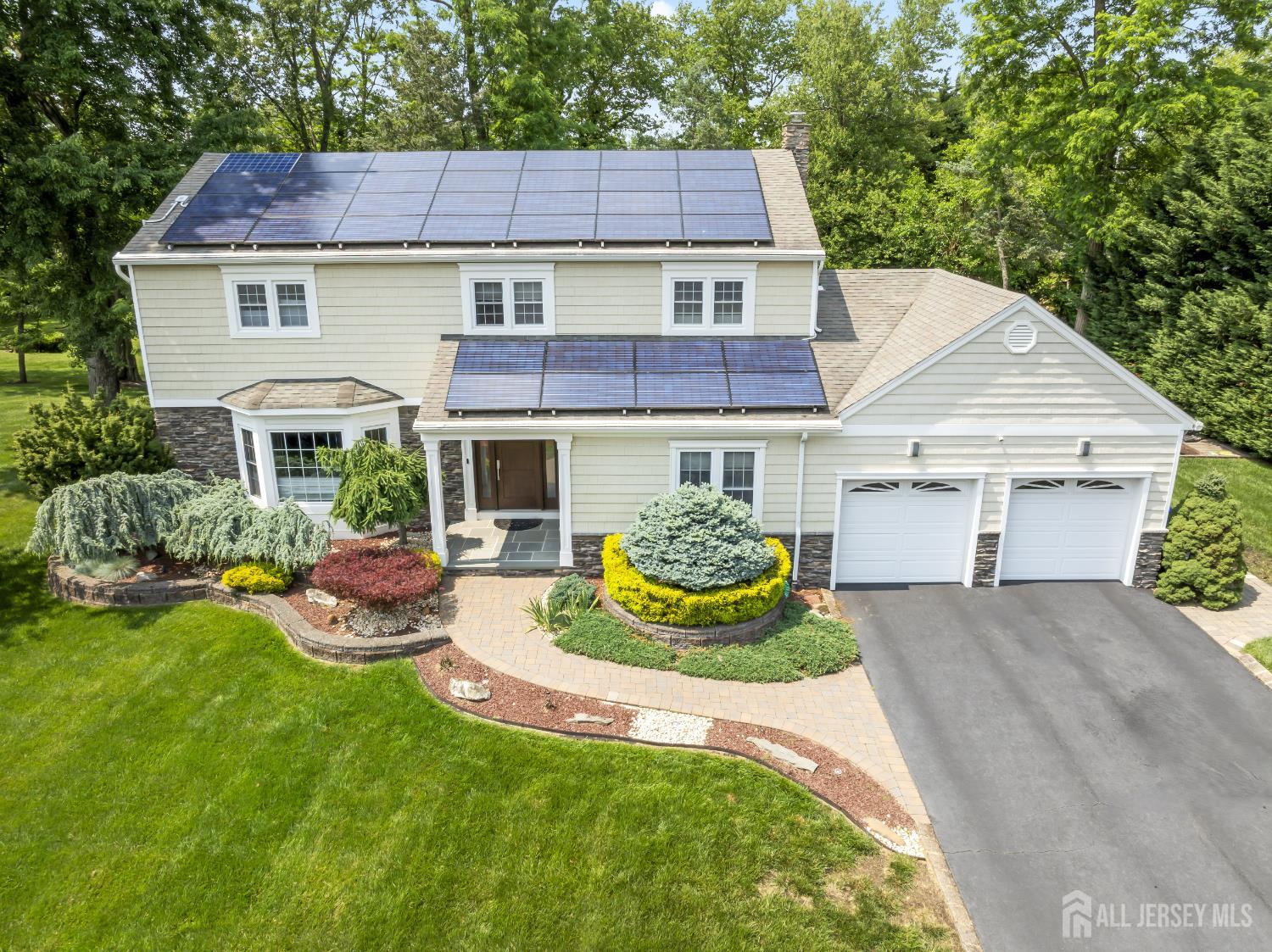 Photo of 6 Schindler Court, East Brunswick NJ