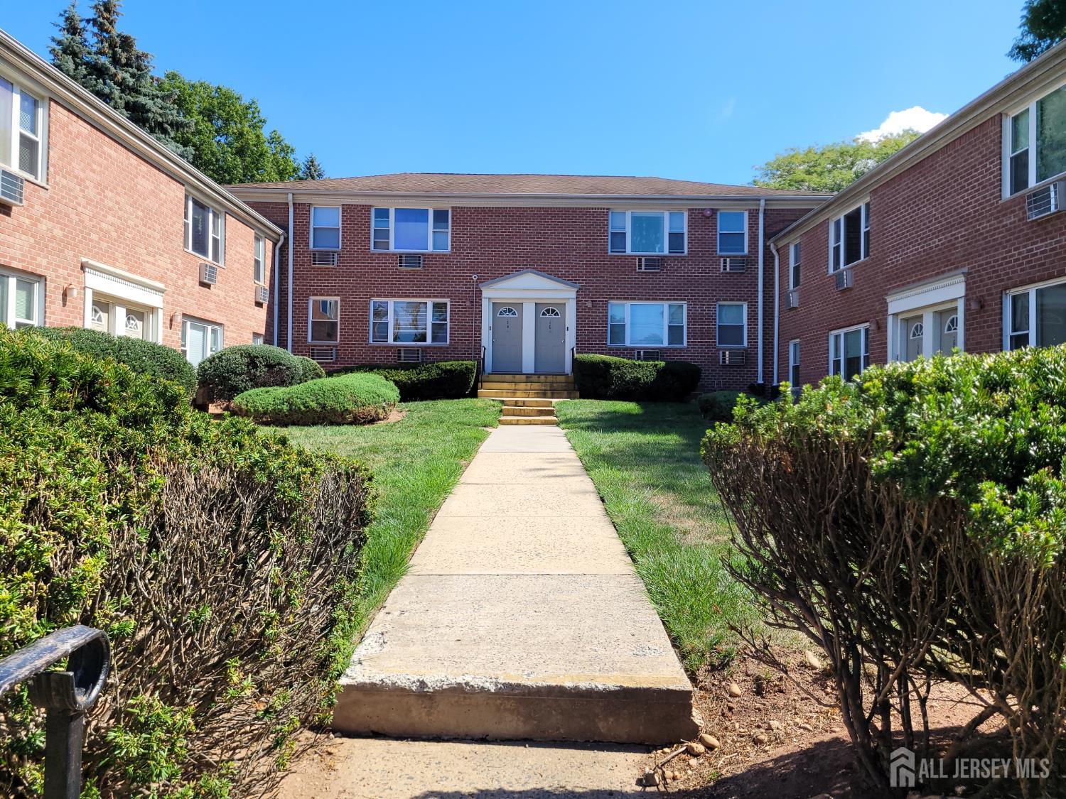 Photo of 31 York Drive 3a, Edison NJ