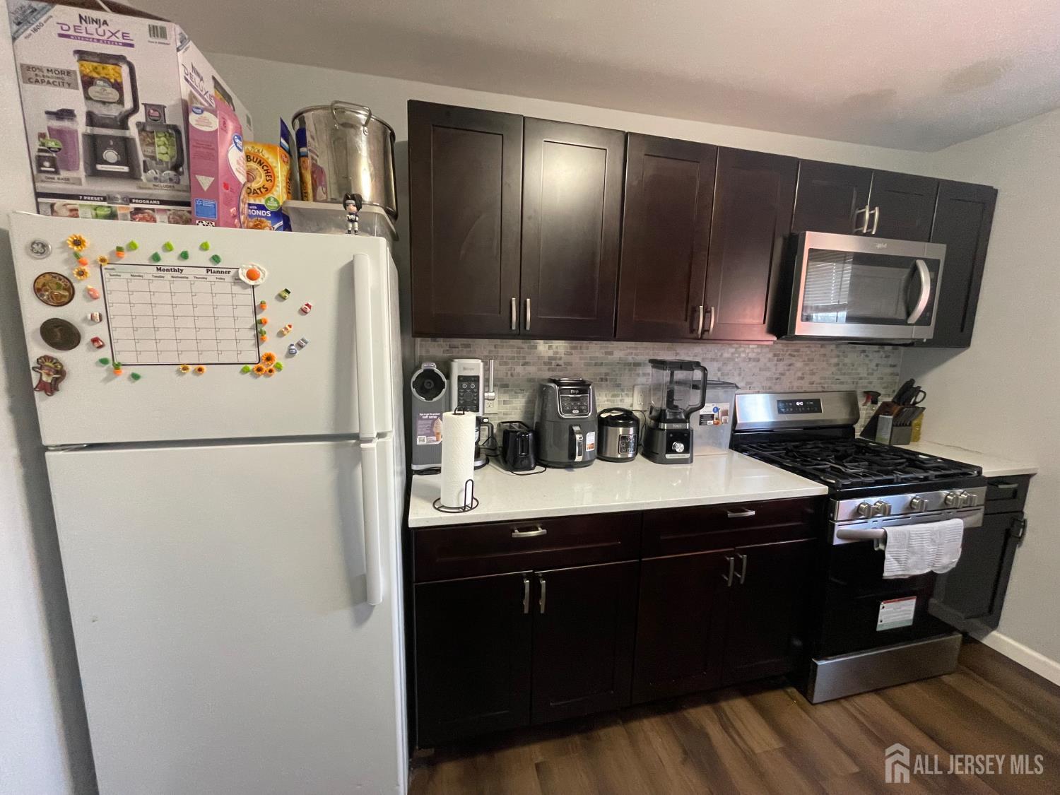 Photo of 210 N Oaks Boulevard, North Brunswick NJ