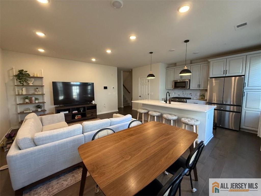 Homes for Sale in Somerset, NJ