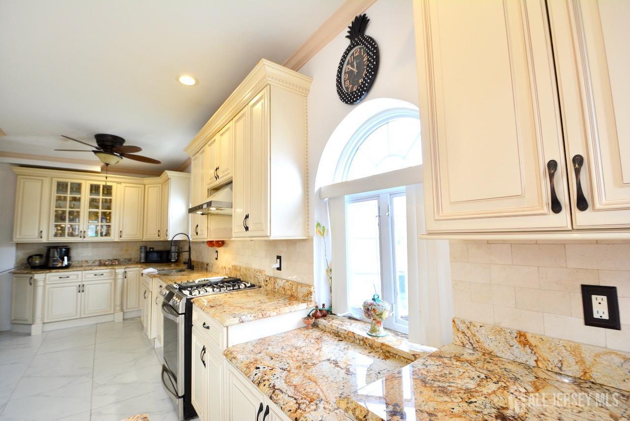 89 SE Rose, Wood-ridge, NJ, 07075