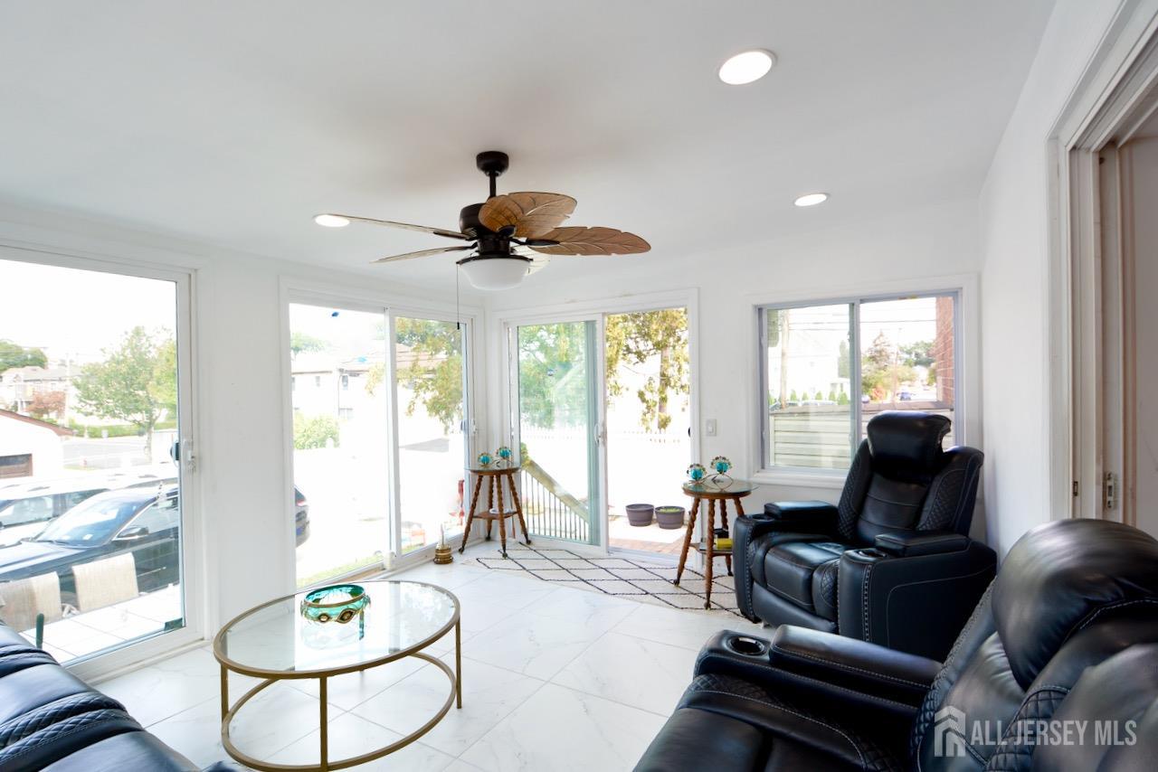 89 SE Rose, Wood-ridge, NJ, 07075