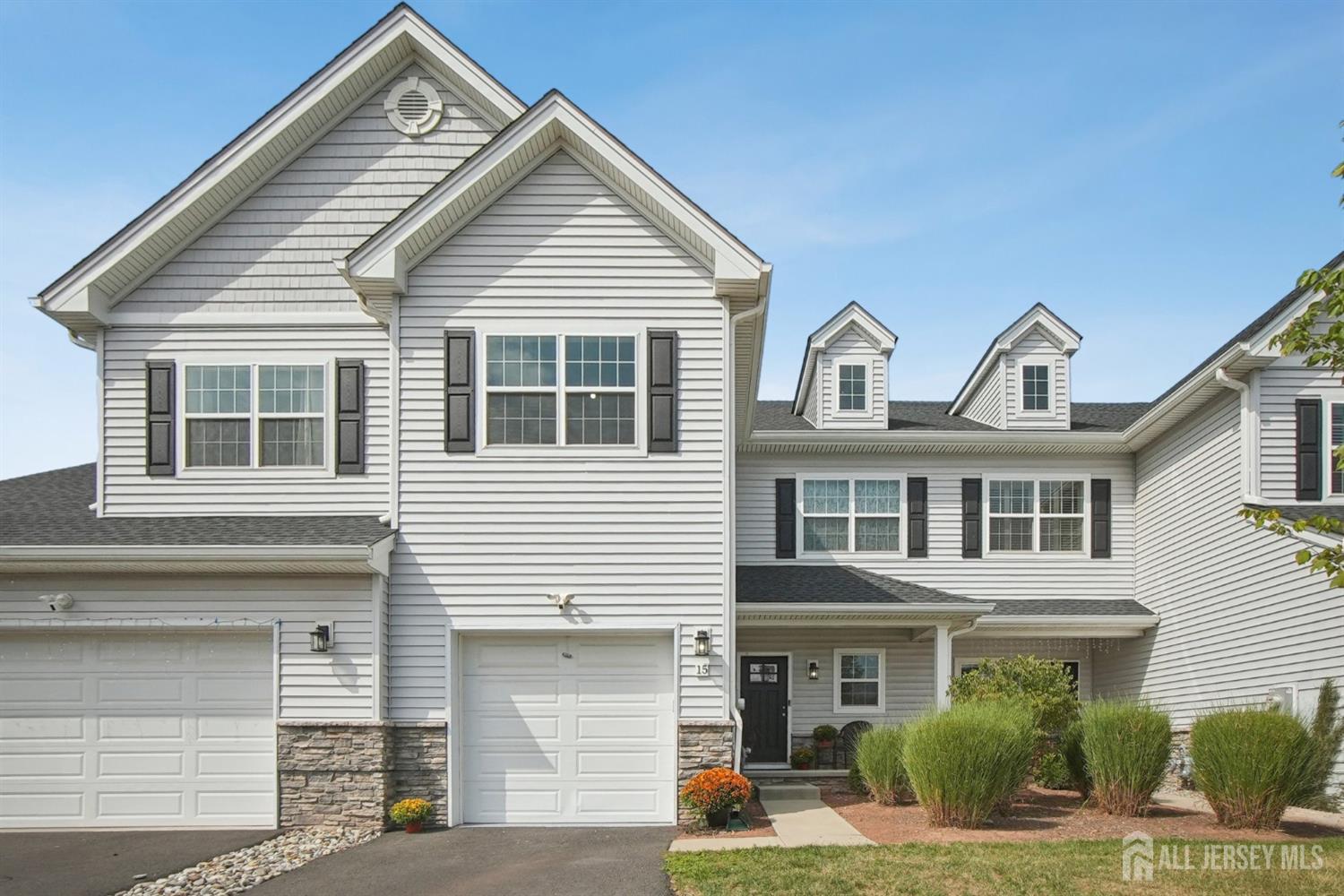 Photo of 15 Pansy Court, Franklin Twsp NJ