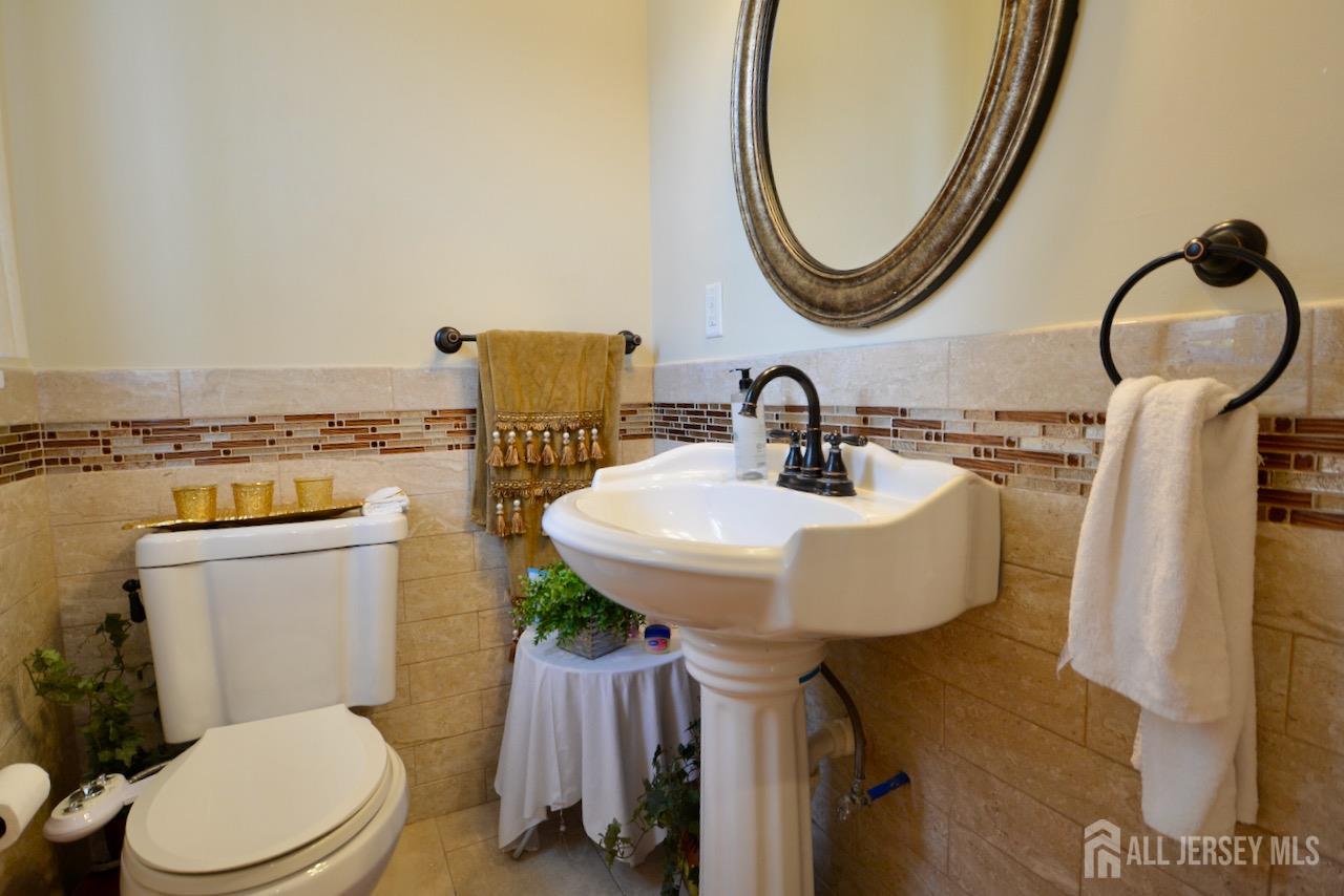 89 SE Rose, Wood-ridge, NJ, 07075