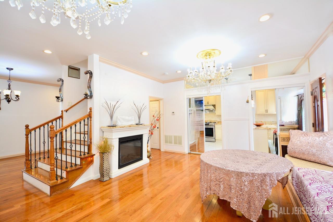 89 SE Rose, Wood-ridge, NJ, 07075