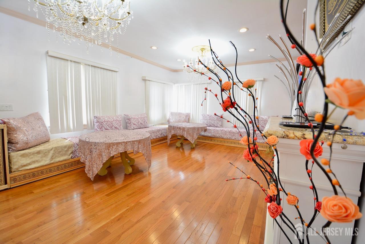 89 SE Rose, Wood-ridge, NJ, 07075