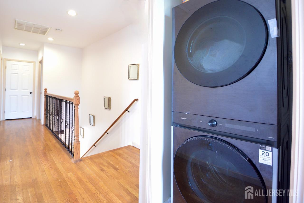 89 SE Rose, Wood-ridge, NJ, 07075