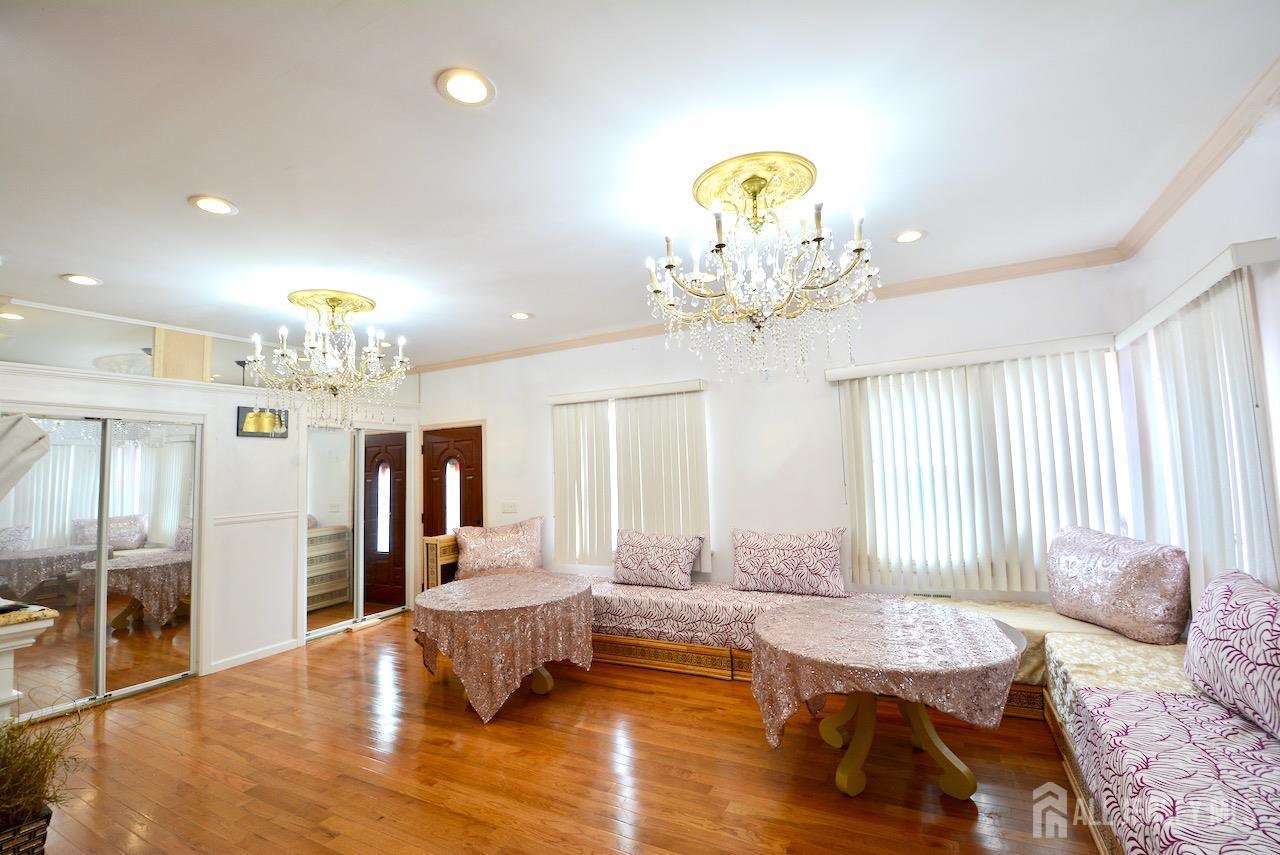 89 SE Rose, Wood-ridge, NJ, 07075