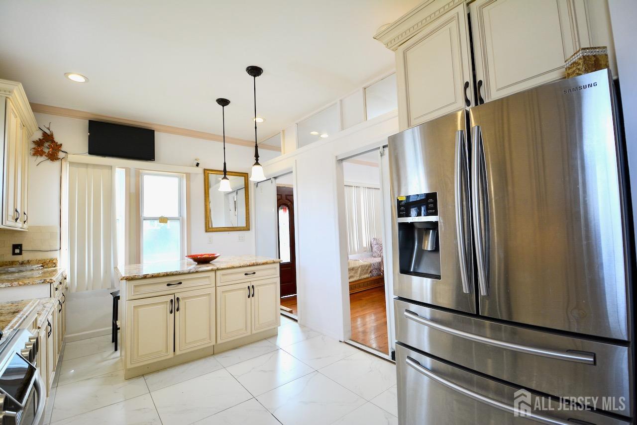 89 SE Rose, Wood-ridge, NJ, 07075