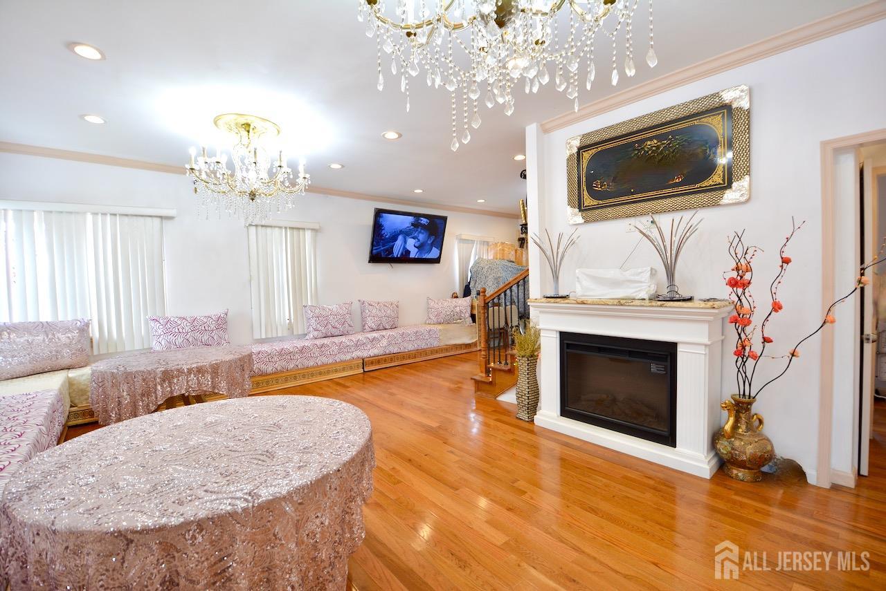 89 SE Rose, Wood-ridge, NJ, 07075