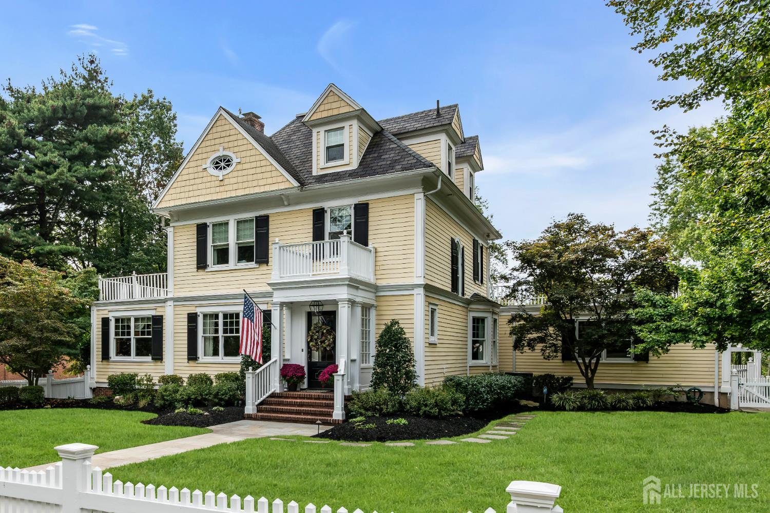 Photo of 31 Oak Avenue, Metuchen NJ