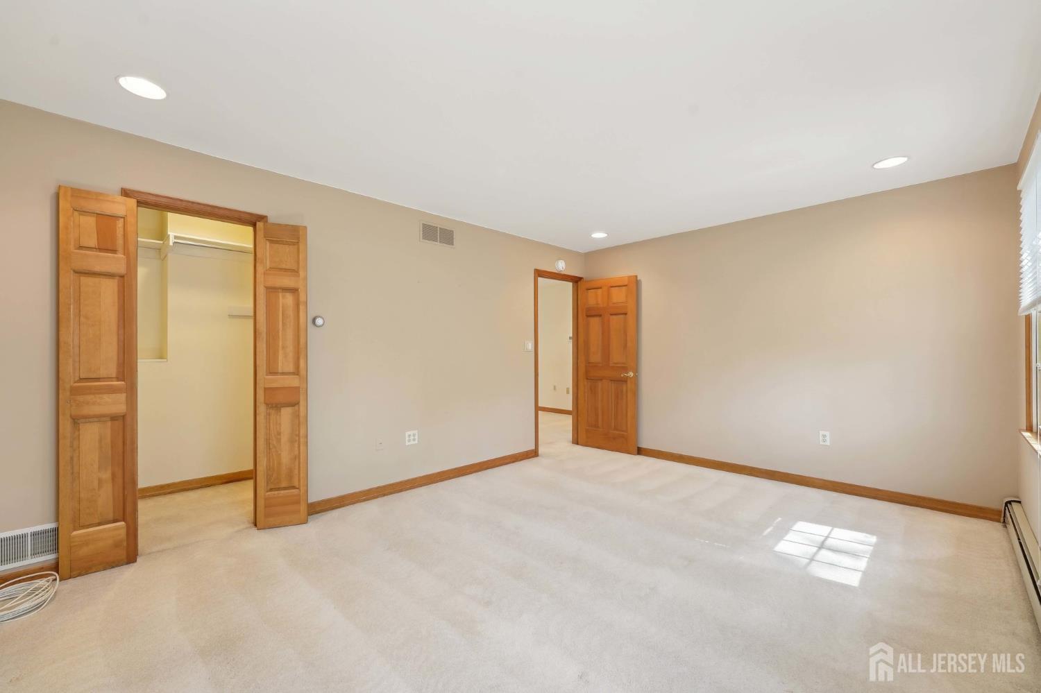 924 Hughes, Hamilton, NJ, 08690