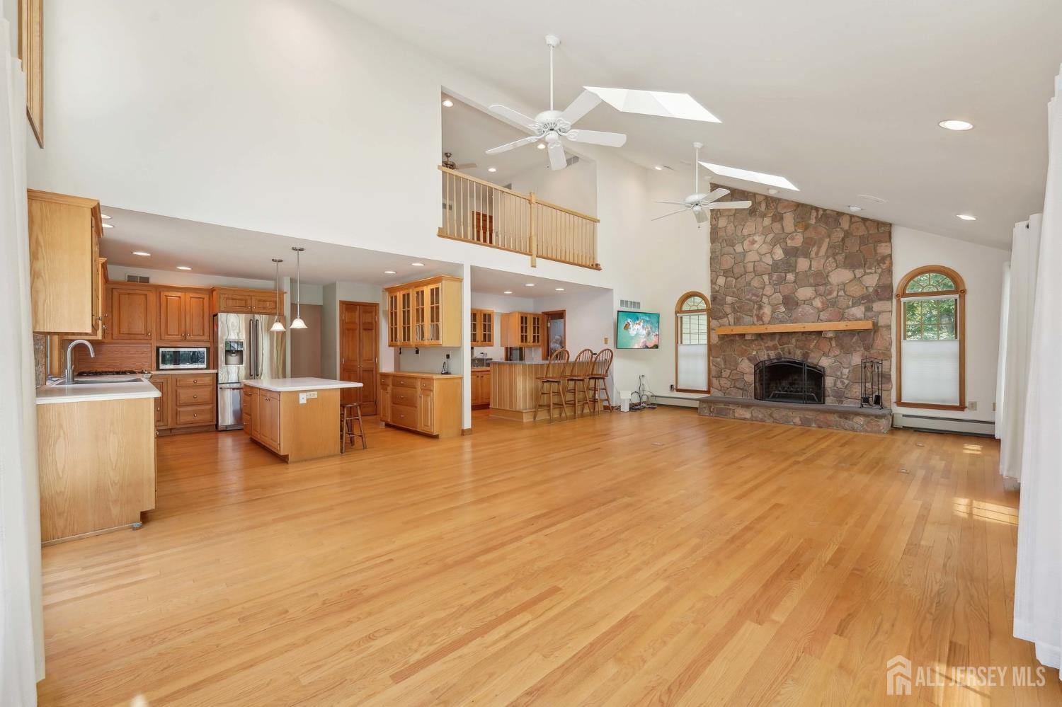 924 Hughes, Hamilton, NJ, 08690