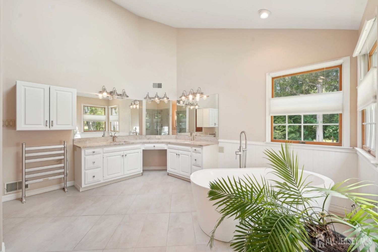 924 Hughes, Hamilton, NJ, 08690