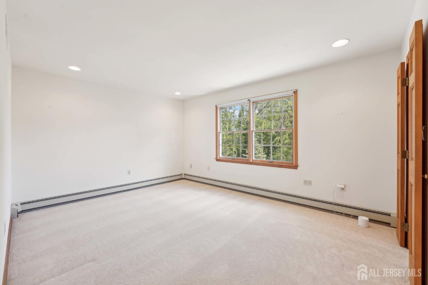 924 Hughes, Hamilton, NJ, 08690