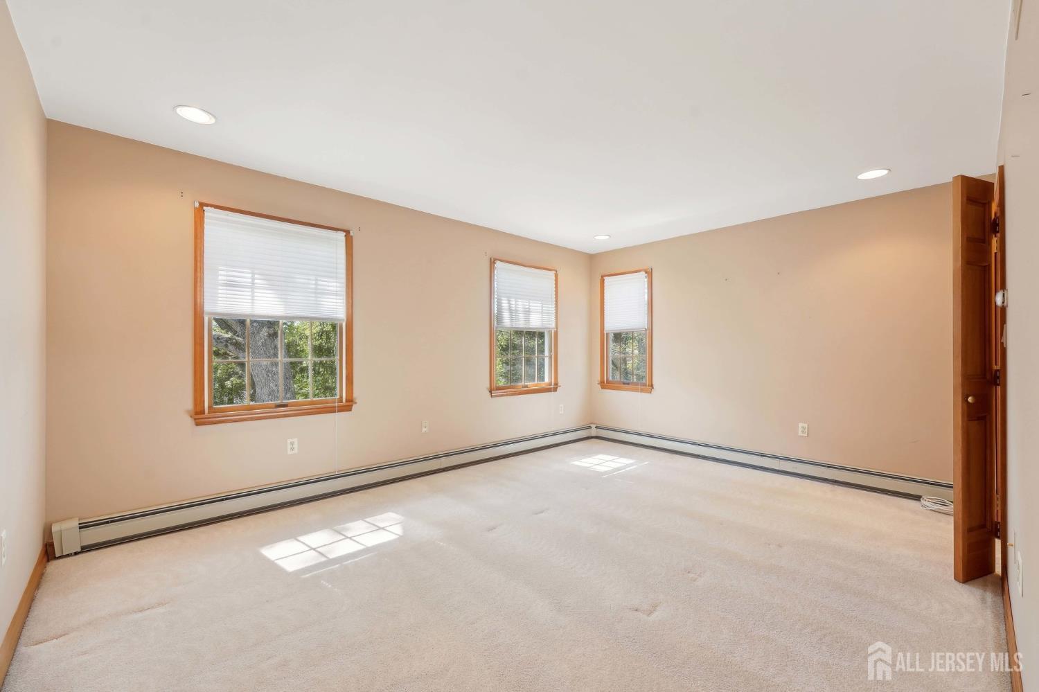 924 Hughes, Hamilton, NJ, 08690