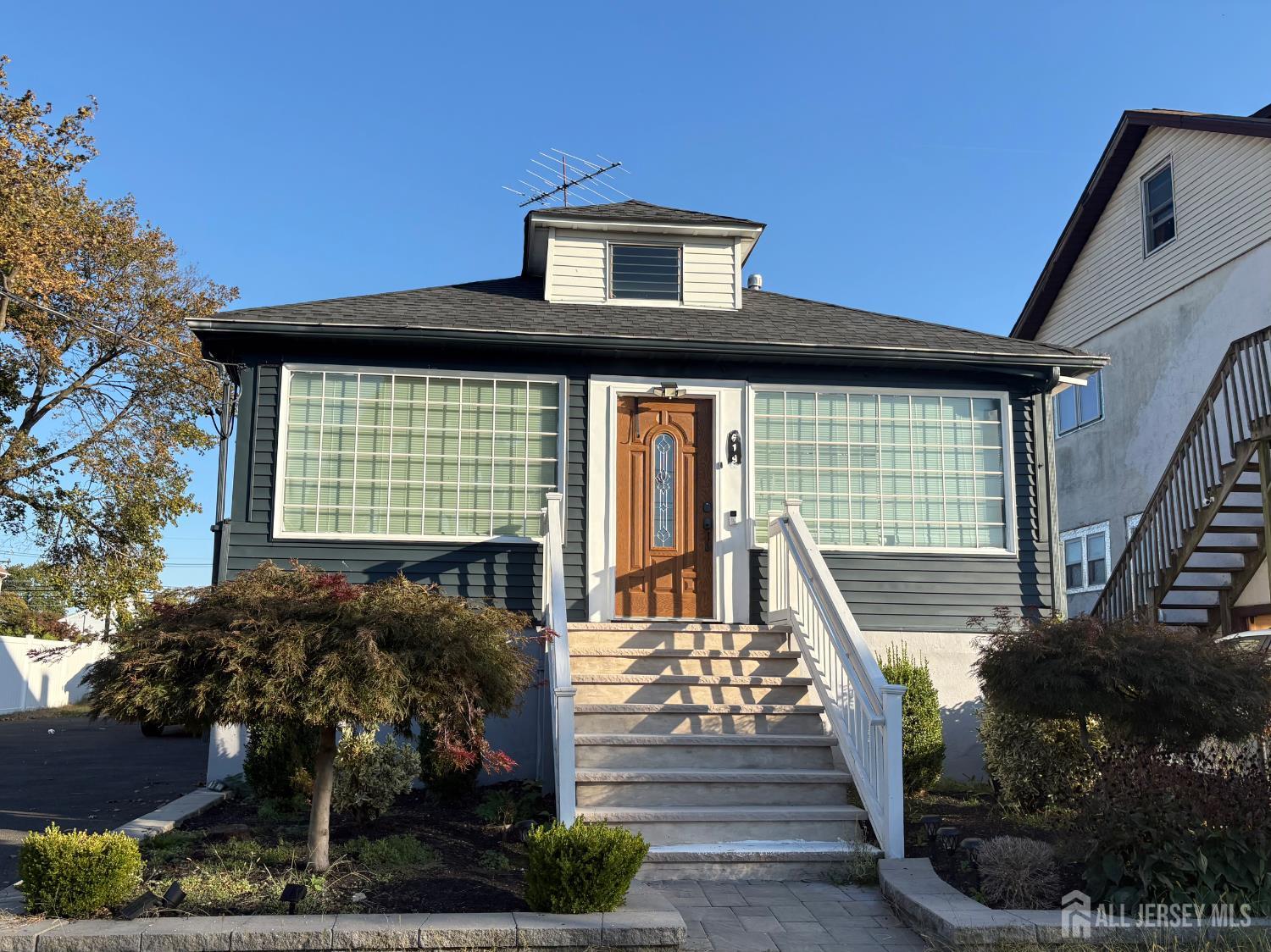 Photo of 619 Hancock Street