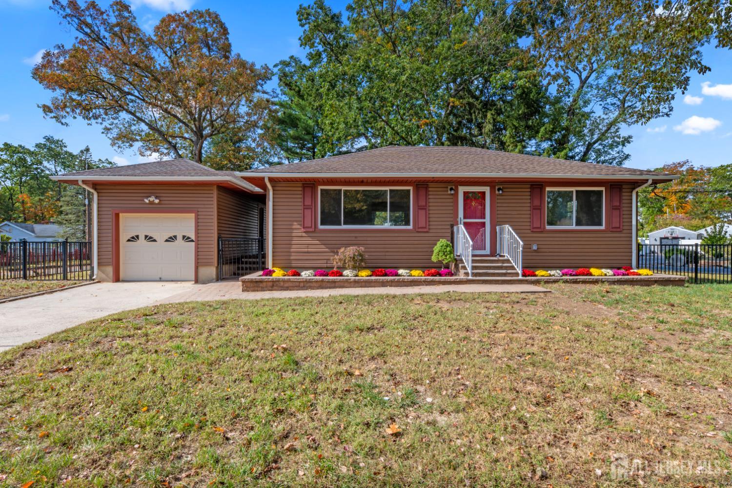 Photo of 45 Drew Place