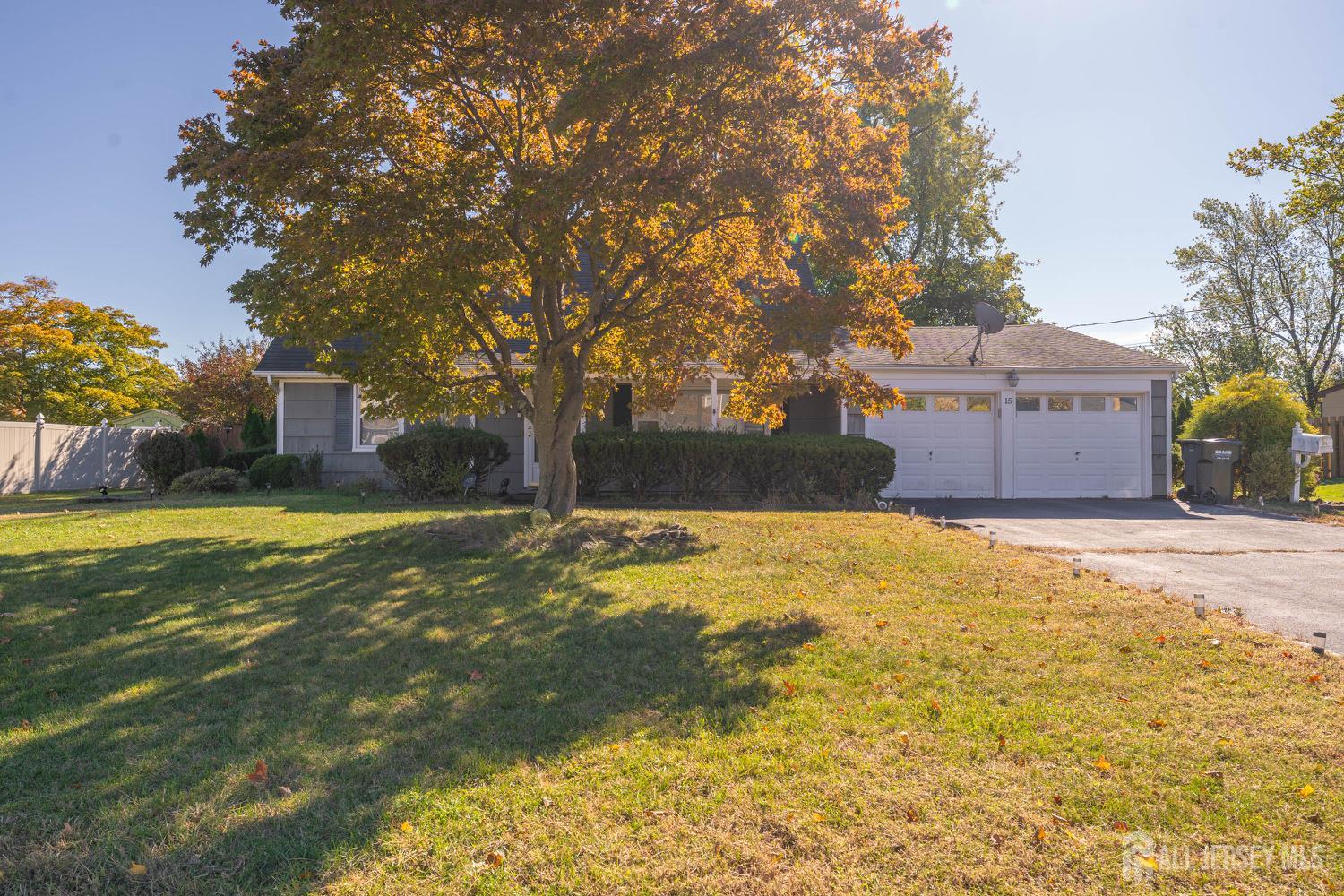 Photo of 15 Tripplet Road, Franklin Twsp NJ