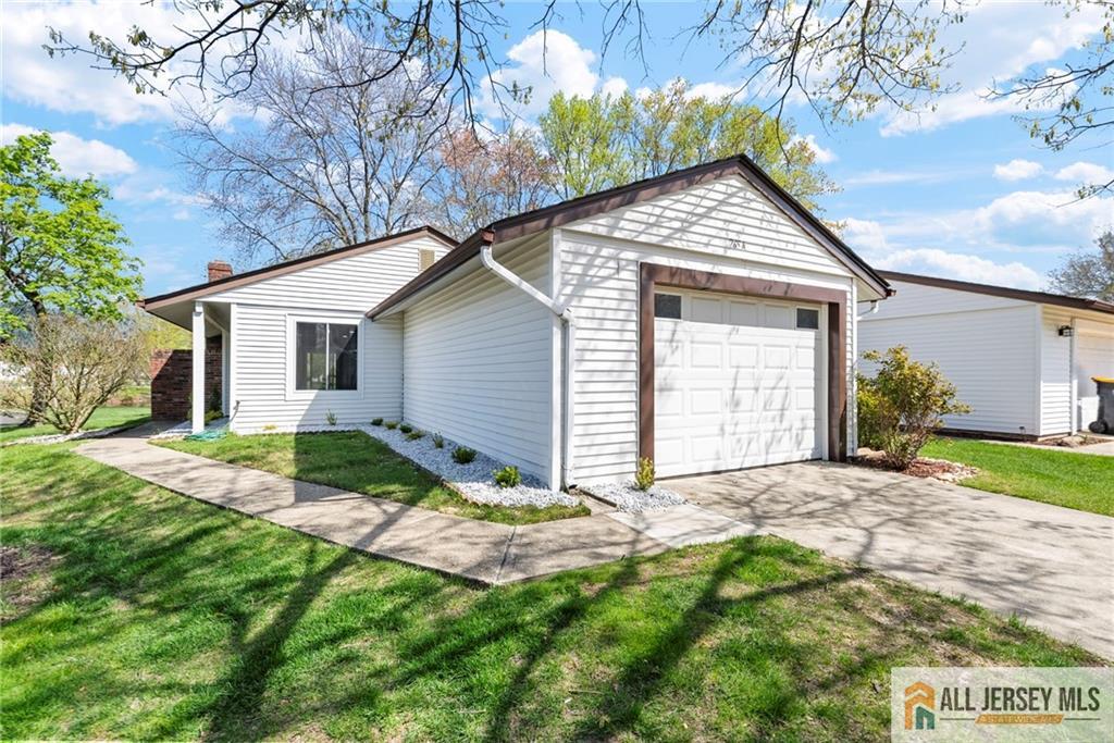 Photo of 265 Crosse Drive 265a
