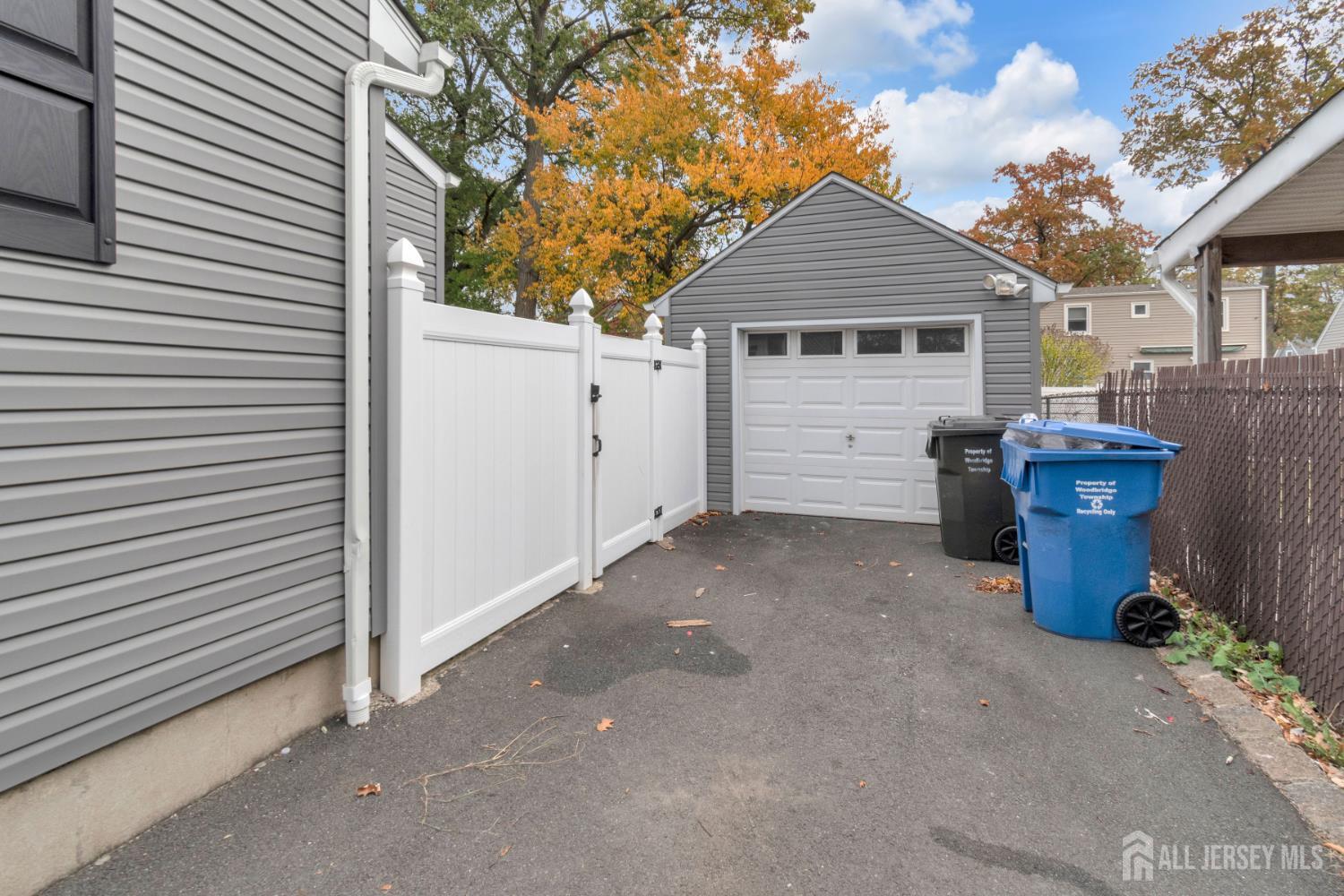 34 Chase, Avenel, NJ, 07001