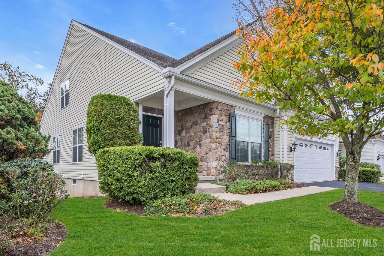 16 McKinley, Edison, NJ, 08820