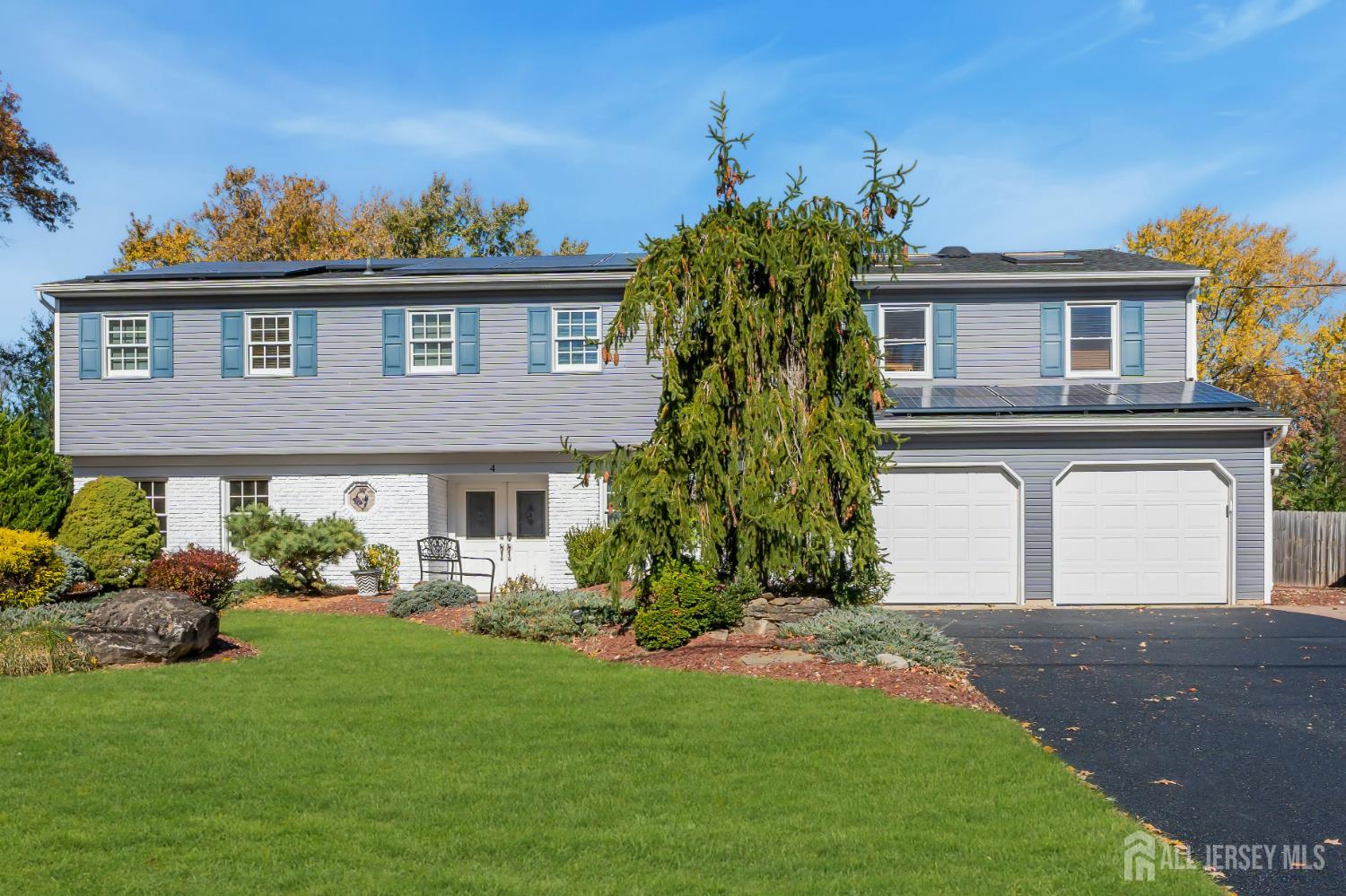 Photo of 4 Canadian Woods Road, Marlboro NJ