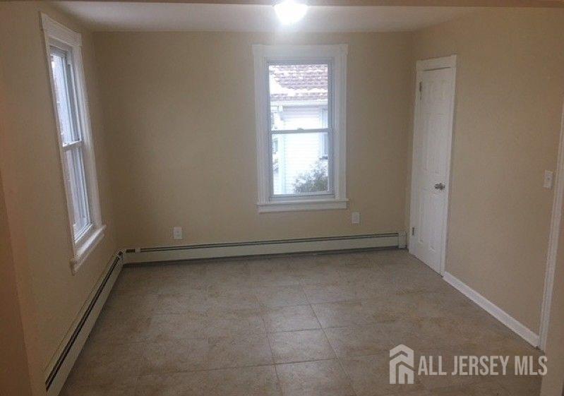 112 East, Bound Brook, NJ, 08805