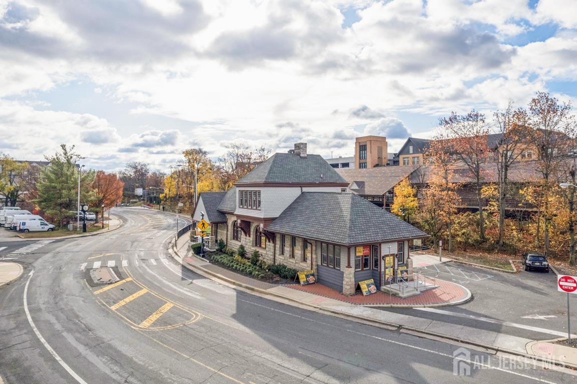 1 Veterans Memorial, Somerville, NJ, 08876